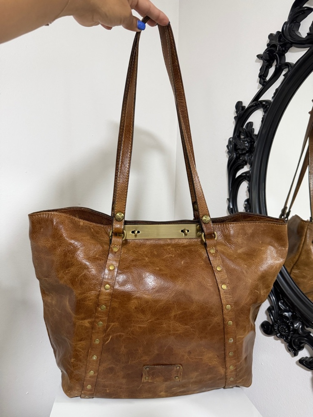 Patricia Nash Benvenuto Cognac Brown Leather Studded Tote 🎀🎀🎀